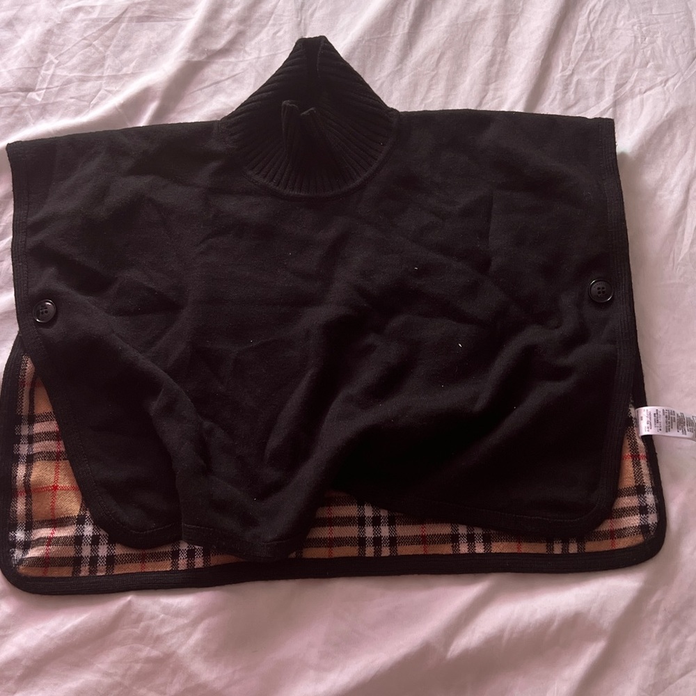 Burberry Poncho